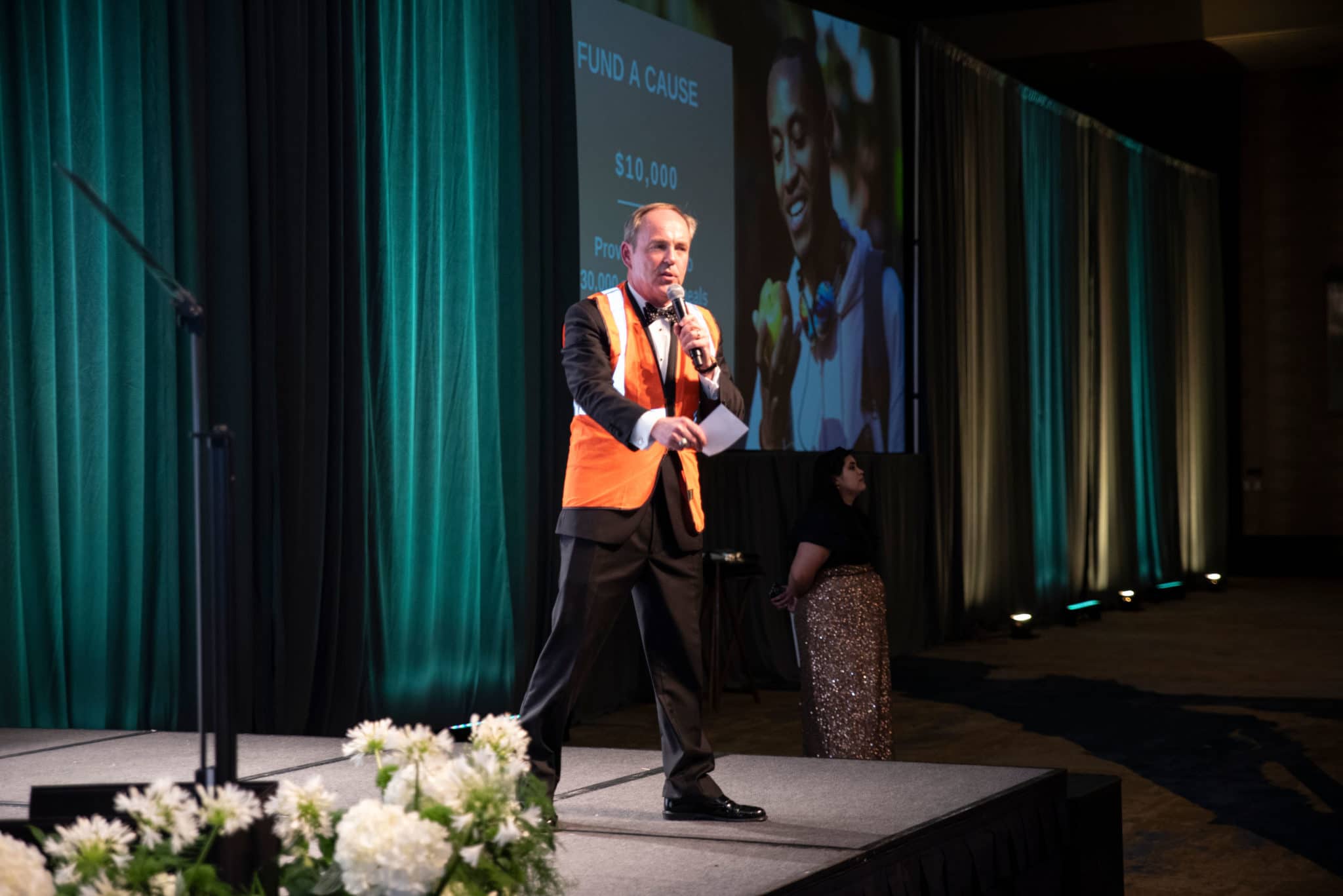 Auctioneer at the North Texas Food Bank's Harvest event Celebrating NTFB's 40th Anniversary